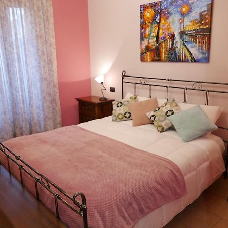 Appartamento Talia Bevagna Buitenkant foto
